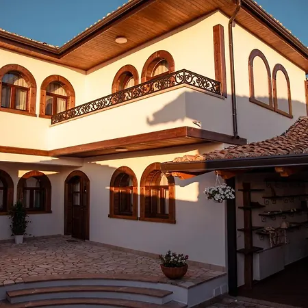 Hotel Diffuso , Inside Castle