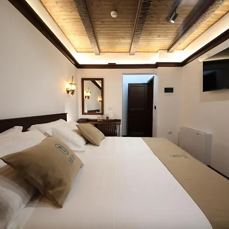 Diffuso , Inside Castle Hotel 4*