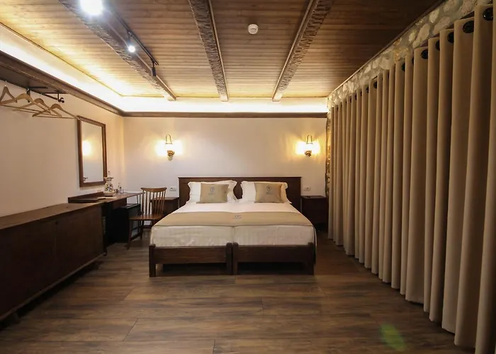 Diffuso , Inside Castle