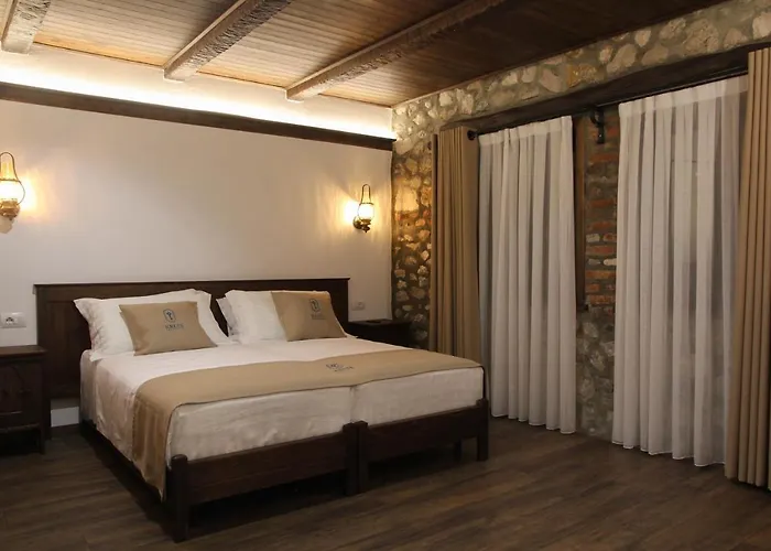 Diffuso , Inside Castle Hotel