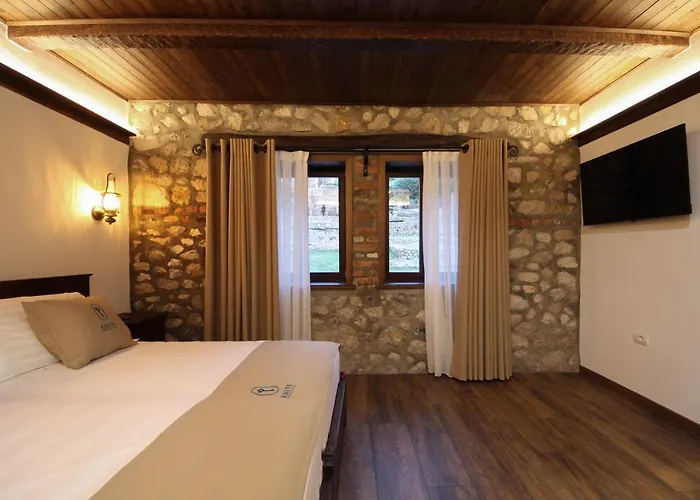 Hotel Diffuso , Inside Castle