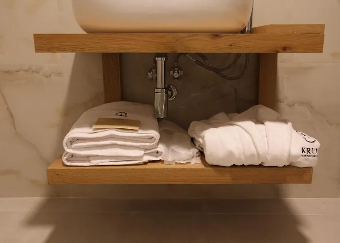 Diffuso , Inside Castle