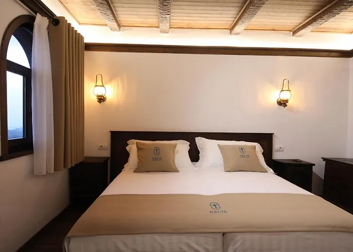 Diffuso , Inside Castle Krujë