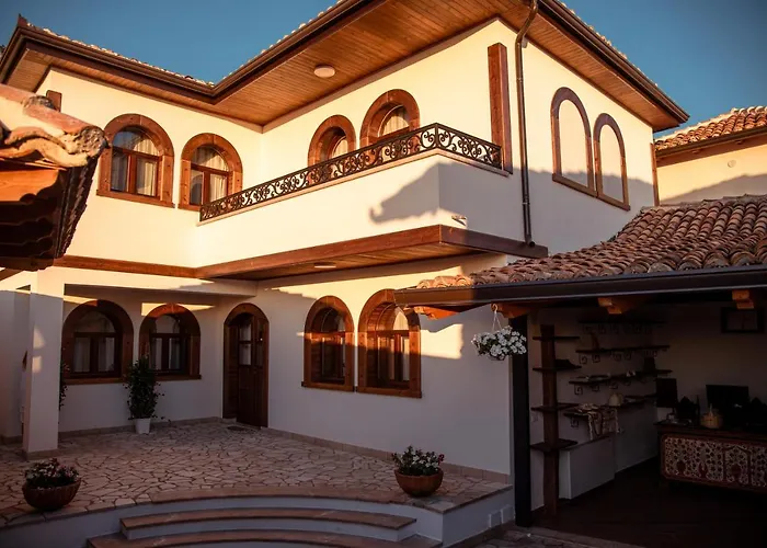 Hotel Diffuso , Inside Castle