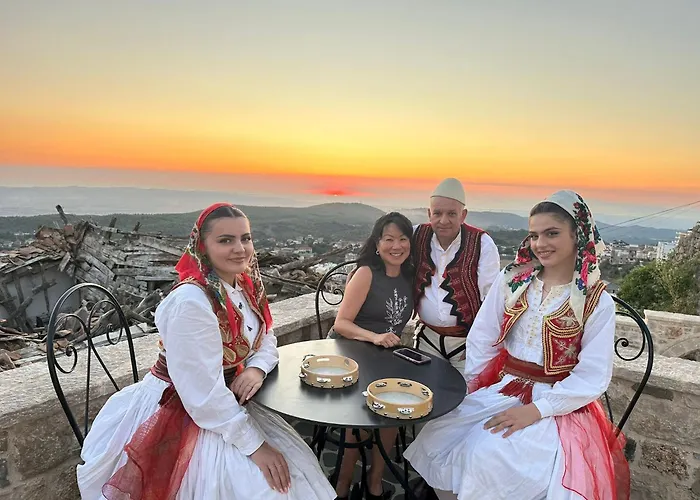 Diffuso , Inside Castle Hotel Krujë