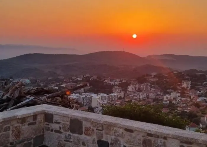 Hotel Diffuso , Inside Castle Krujë