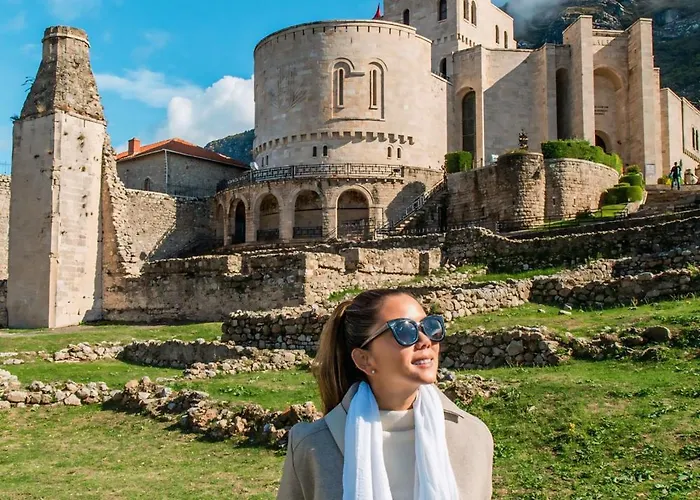 Hotel Diffuso , Inside Castle 4*