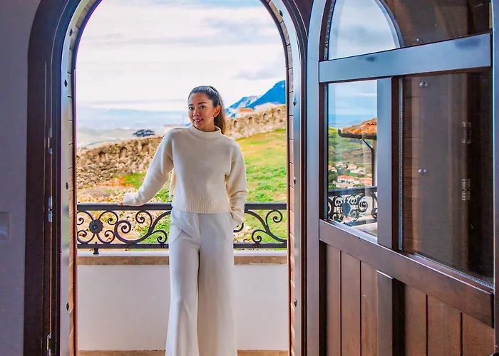 Hotel Diffuso , Inside Castle