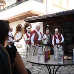 Diffuso , Inside Castle Hotel Krujë