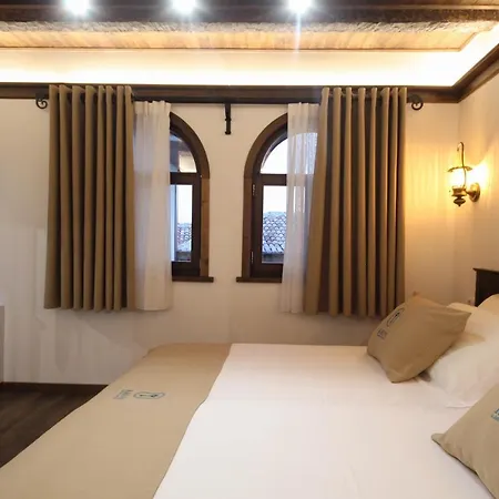 Diffuso , Inside Castle 4* Krujë