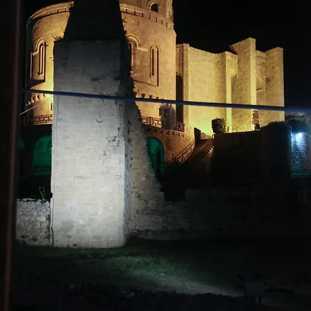 Diffuso , Inside Castle