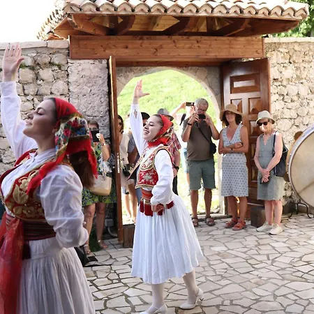 Diffuso , Inside Castle 4* Krujë