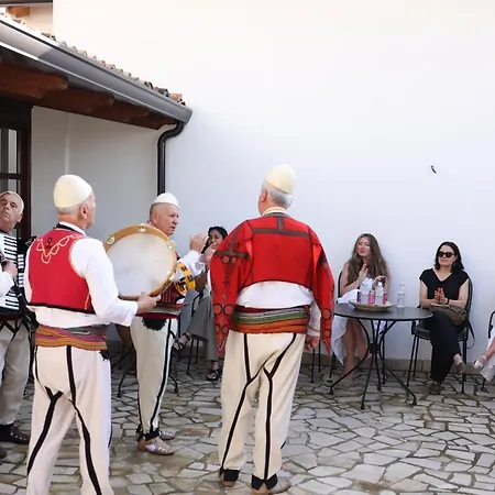 Diffuso , Inside Castle 4* Krujë