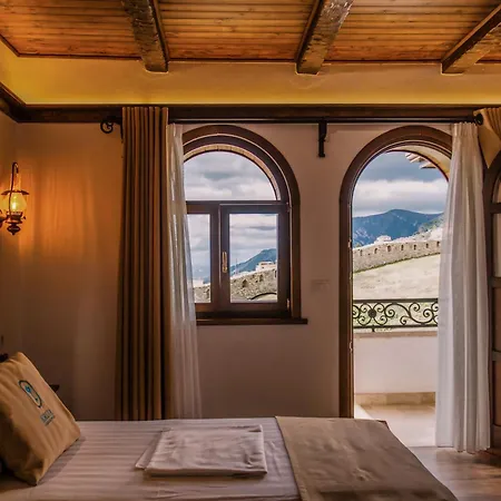 Diffuso , Inside Castle 4* Kruja